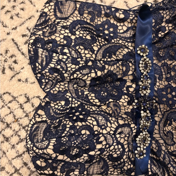 Elegant Strapless Navy Lace Dress - Picture 4 of 6